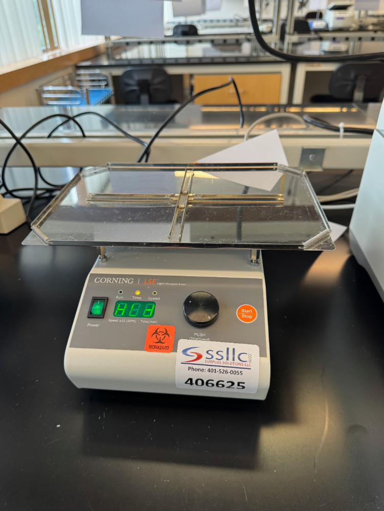 Image of Corning LSE Digital Microplate Shaker